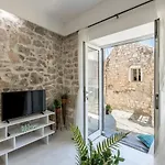 Luxury Skalinada Near Beaches, - Dalmatia Διαμέρισμα *