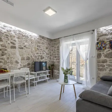 Apartment Luxury Skalinada Near Beaches, - Dalmatia *