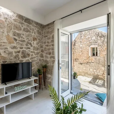 Luxury Skalinada Near Beaches, - Dalmatia Daire *