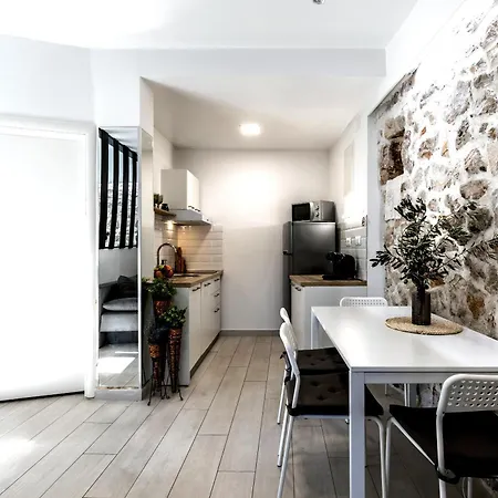 Luxury Skalinada Near Beaches, - Dalmatia Apartamento Tisno