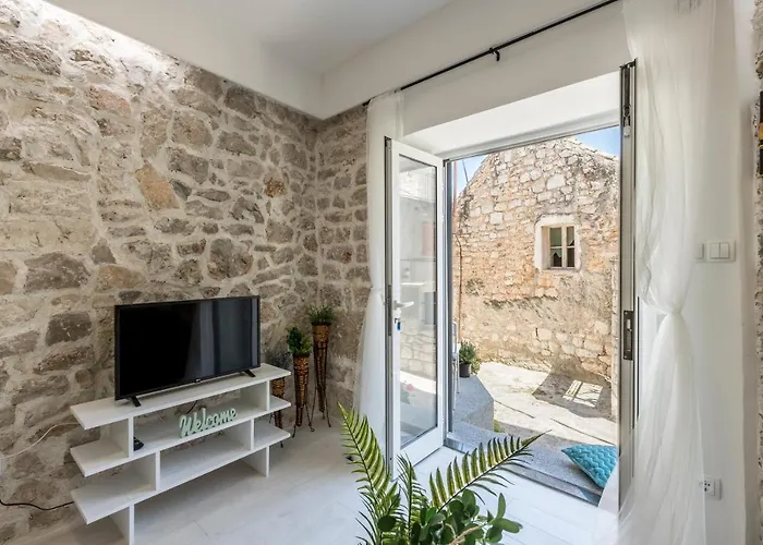 Luxury Skalinada Near Beaches, - Dalmatia Apartman *