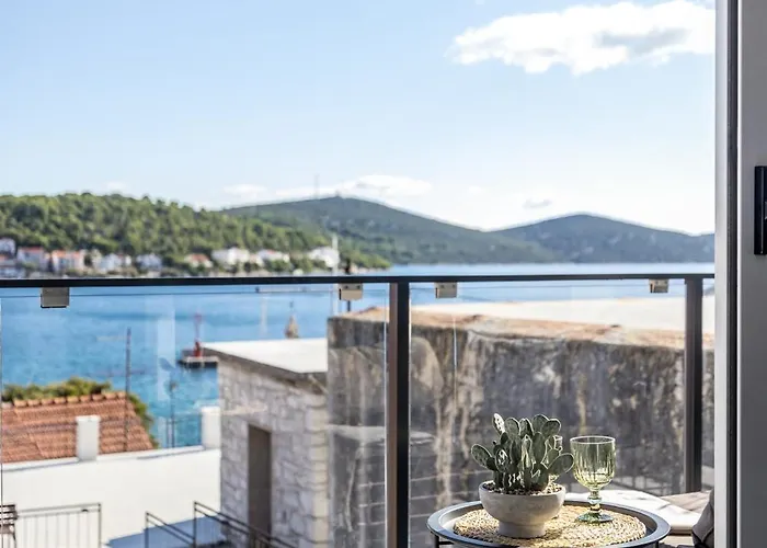 Luxury Skalinada Near Beaches, - Dalmatia Apartman