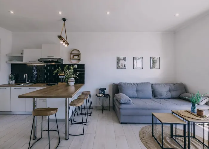 Luxury Skalinada Near Beaches, - Dalmatia Apartman Tisno