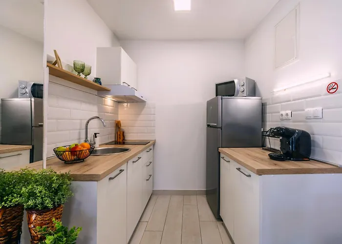 Luxury Skalinada Near Beaches, - Dalmatia Apartman